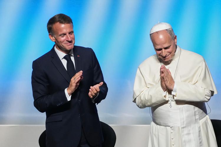 APTOPIX France Pope