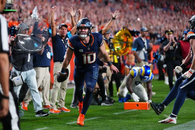 Rams Broncos Football