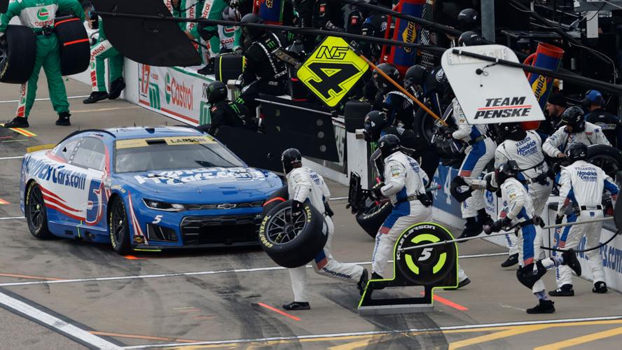 NASCAR Kansas Auto Racing