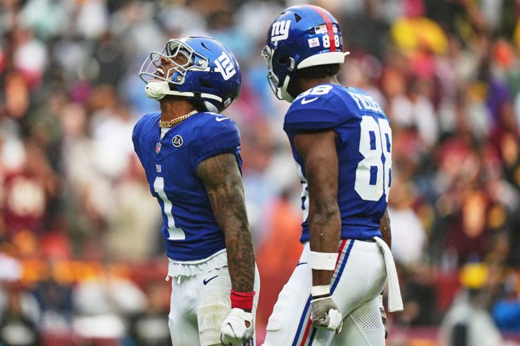 APTOPIX Giants Commanders Football