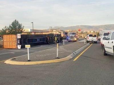Reno Police Investigate Semi-Truck Rollover Crash Near Parr