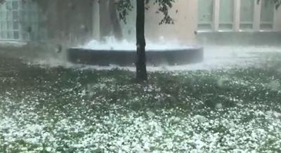 Hail, Floods, Dust Hit Australia Amid Raging Wildfires