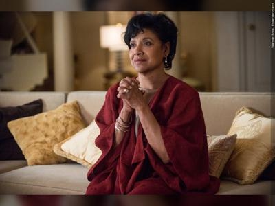 'Cosby Show' Actress Phylicia Rashad Apologizes After Supporting Bill Cosby's Release From Jail