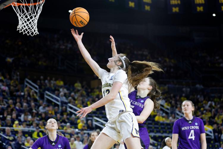 NCAA Holy Cross Michigan Basketball