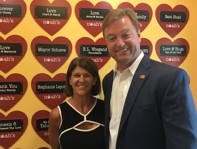 Senator Dean Heller Visits Noah's Animal House