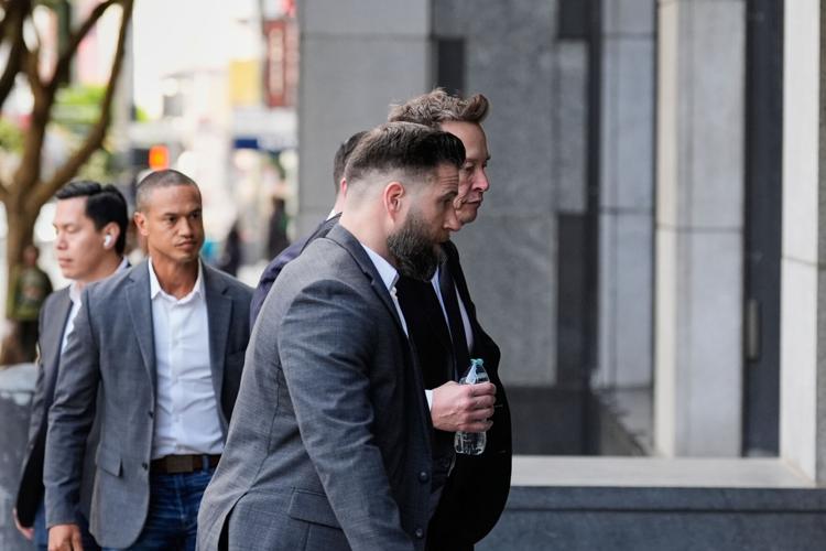 Musk Twitter Shareholders