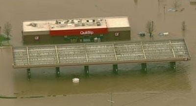 Flooding Shuts Down Interstates in Missouri, Illinois