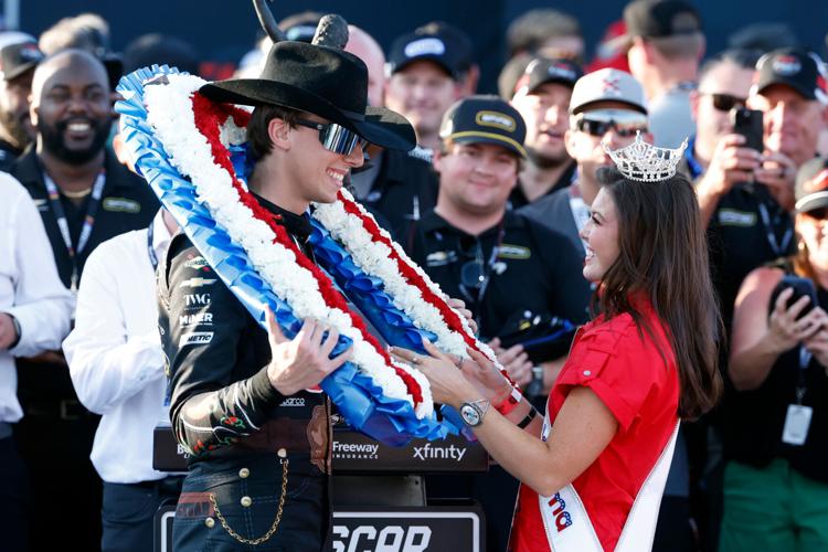 NASCAR Talladega Auto Racing