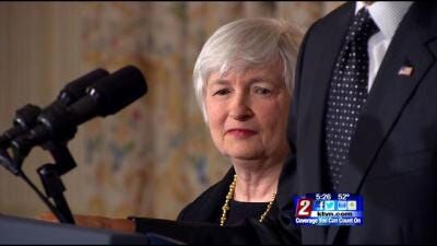 Fed Chair Yellen Offers no Timetable on Raising Rates