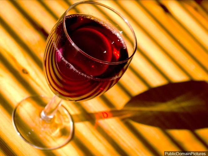 AccuWeather: Heat Wave Might Affect Wine Production in France