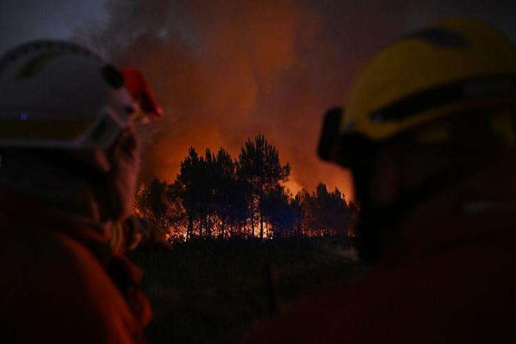 APTOPIX France Wildfires