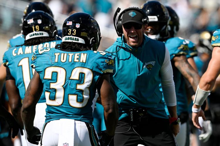 Patriots Jaguars Football
