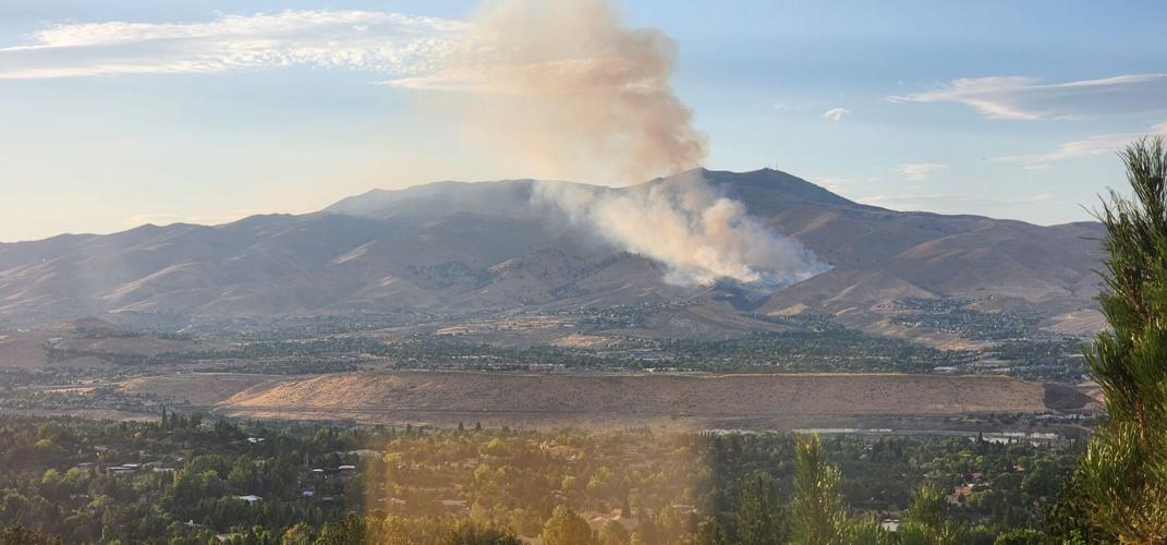 Peavine fire far off.jpg