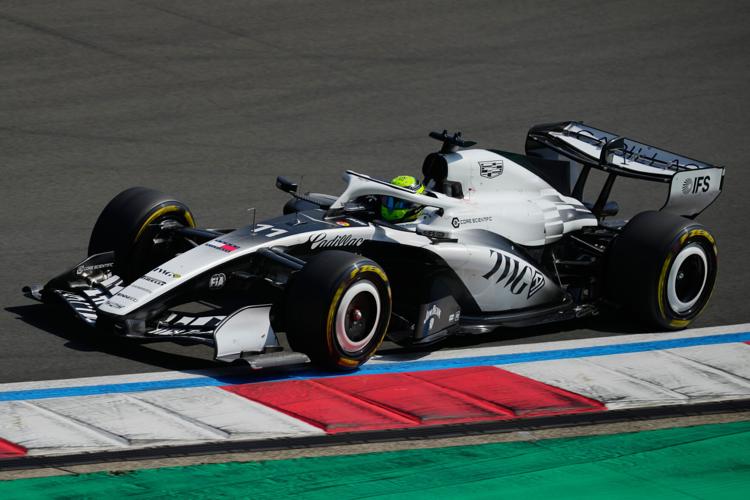 China F1 GP Auto Racing