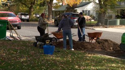 Volunteers at Lake Park