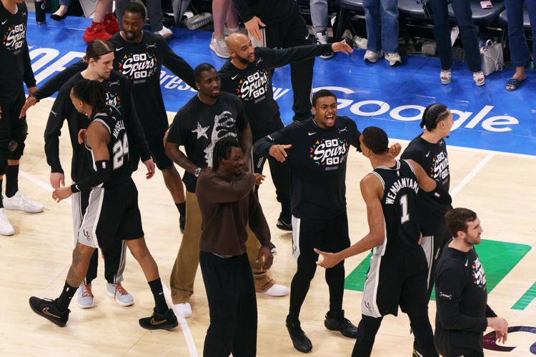 Spurs Thunder Basketball