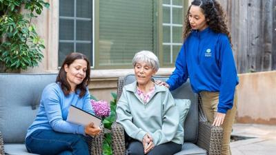 How the sandwich generation can find help caring for an aging parent with Alzheimer's or Parkinson's
