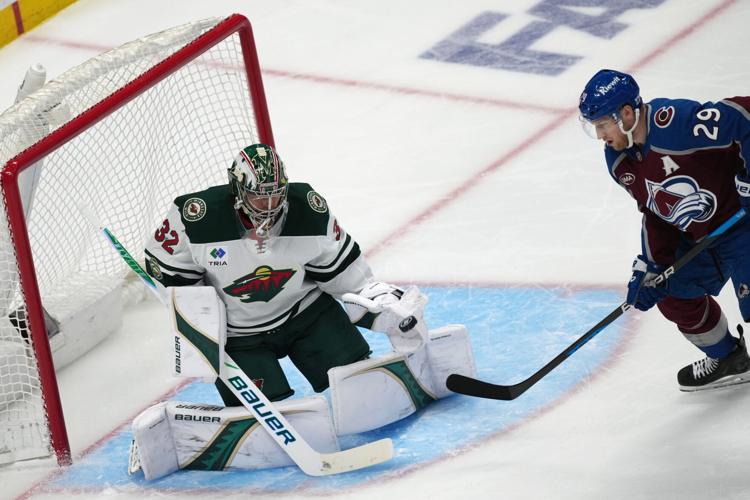 Wild Avalanche Hockey