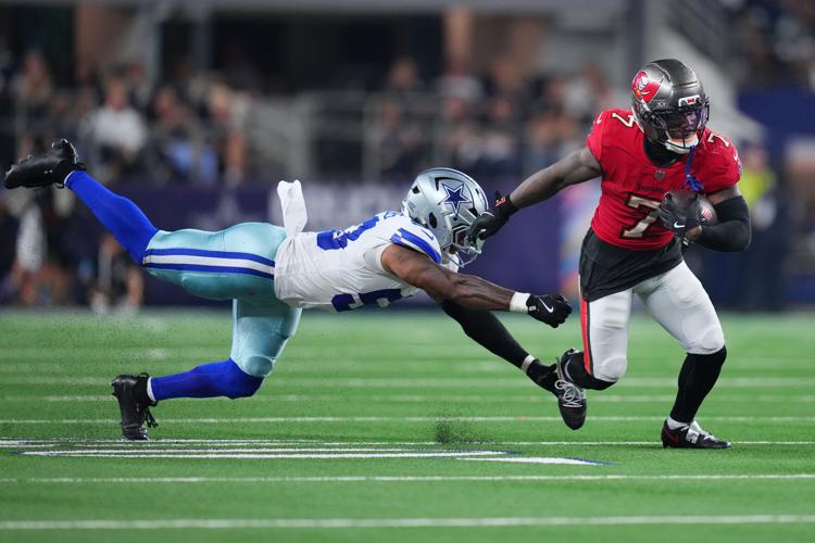 Buccaneers Cowboys Football