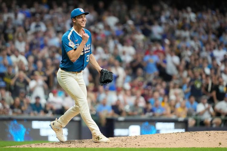 Phillies Brewers Baseball