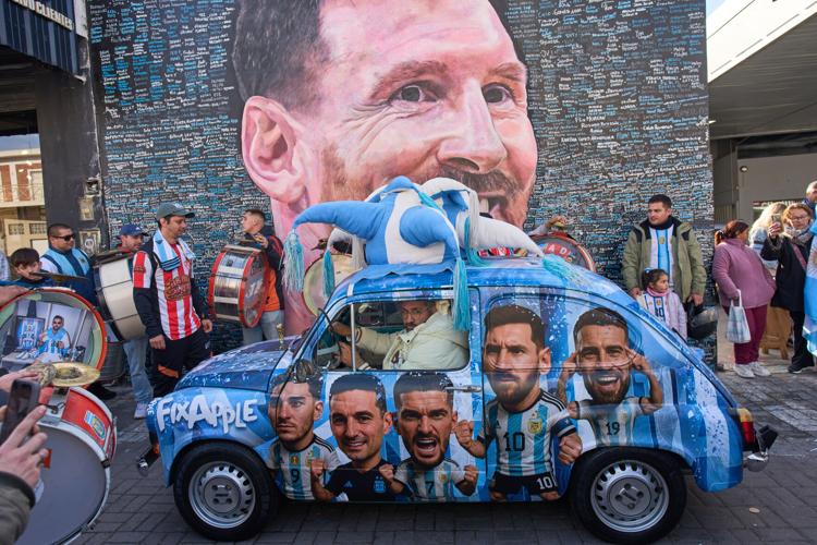 Messi Retires Argentina