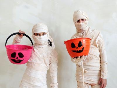 halloween, mummy, bins, trick-or-treat