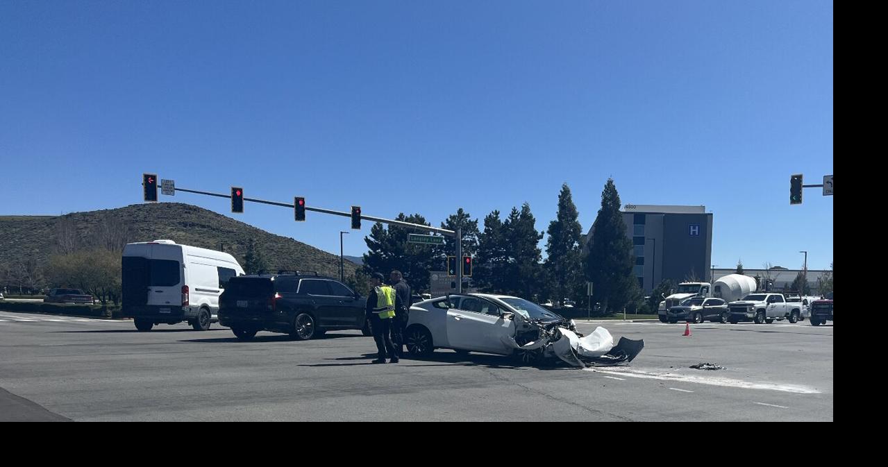 Crash at Double R Blvd. and Longley Lane impacts traffic in south Reno ...