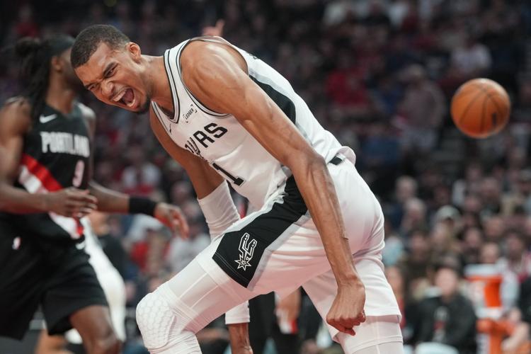APTOPIX Spurs Trail Blazers Basketball