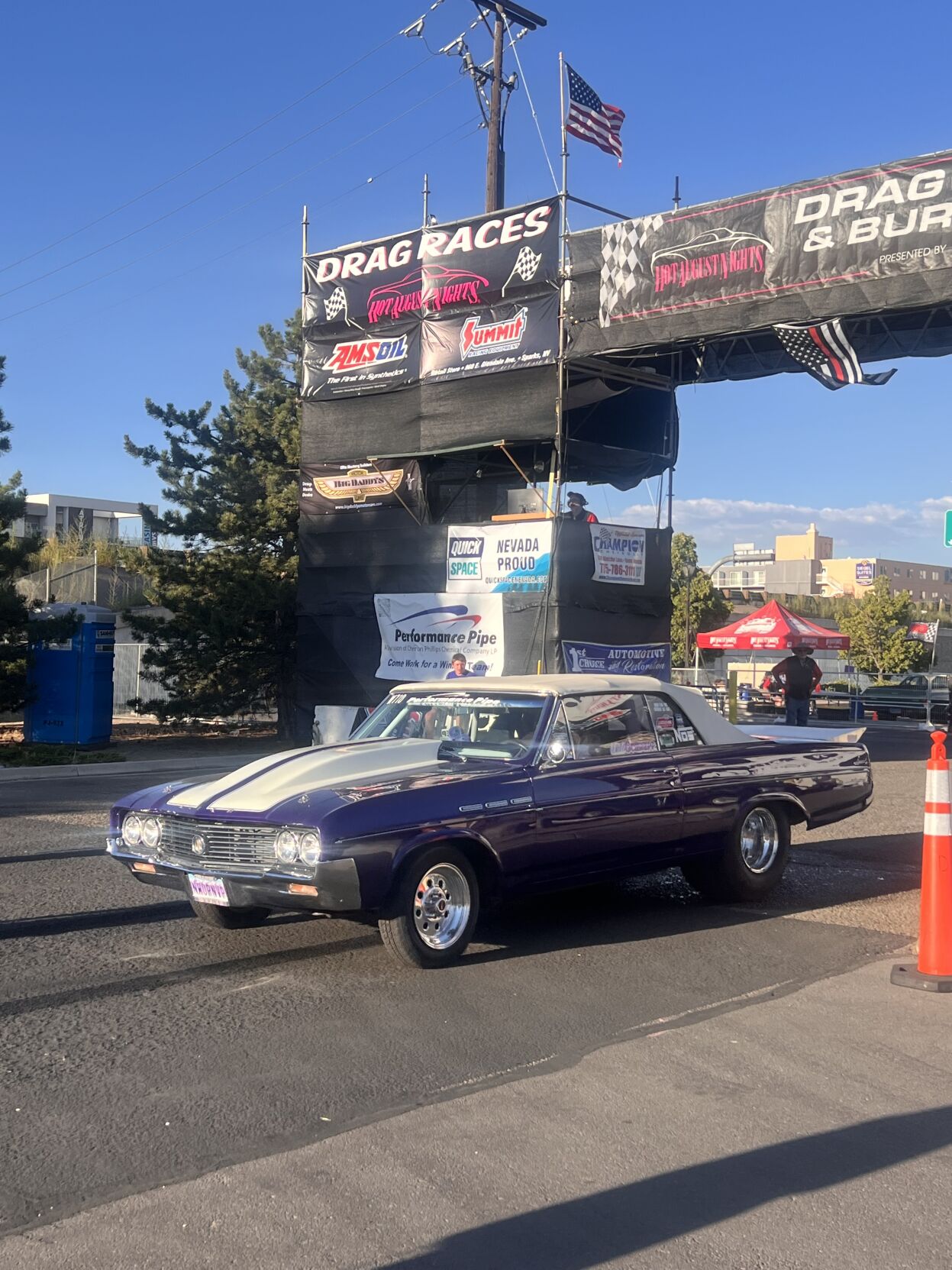 HOT AUGUST NIGHTS DRAG RACING