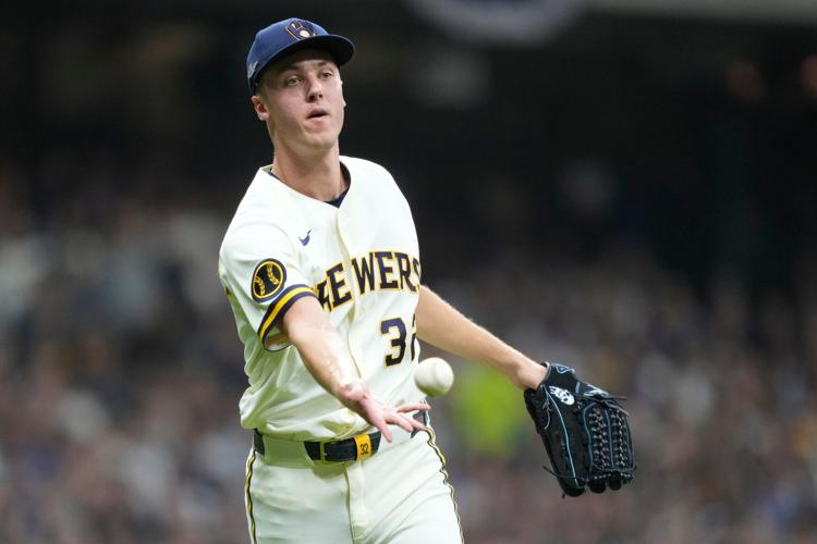 Padres Brewers Baseball