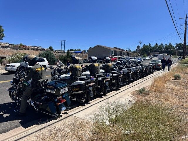 Reno Rodeo 2025 Cattle Drive - final trek to rodeo grounds 2