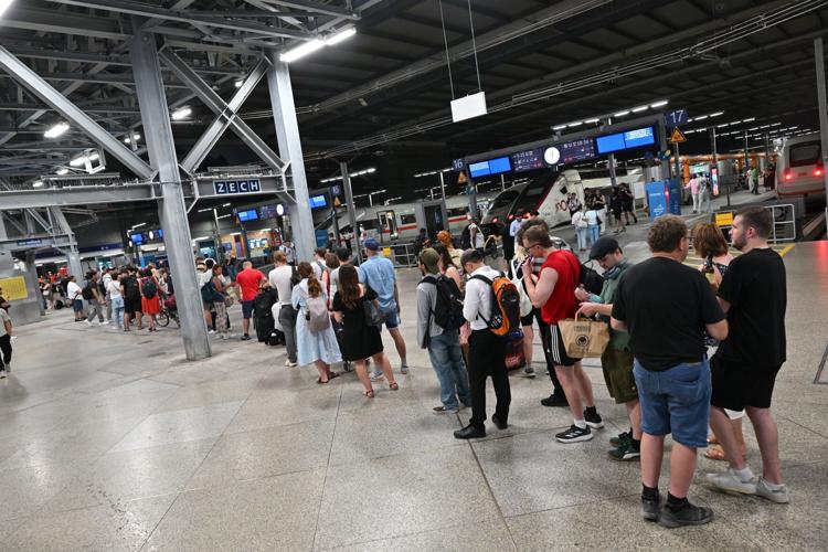 Germany Trains Halted