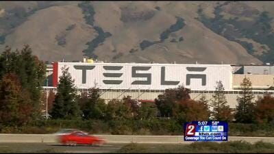 California Back in Running for Tesla Battery Plant