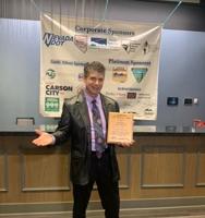 2 News' Jeff Martinez Wins Award During Hiking & Trails Convention in Reno