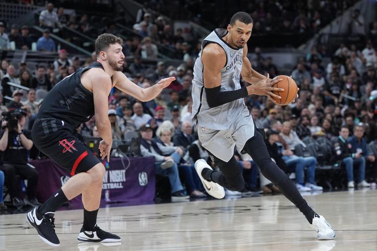 APTOPIX Rockets Spurs Basketball