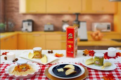 Pringles Sells Thanksgiving-Flavored Chips For Limited Time