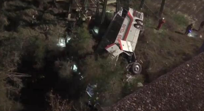 Charter Bus Carrying Dozens of Students Plunges Into Alabama Ravine