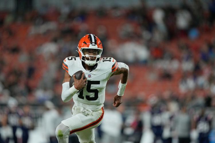 Patriots Browns Football