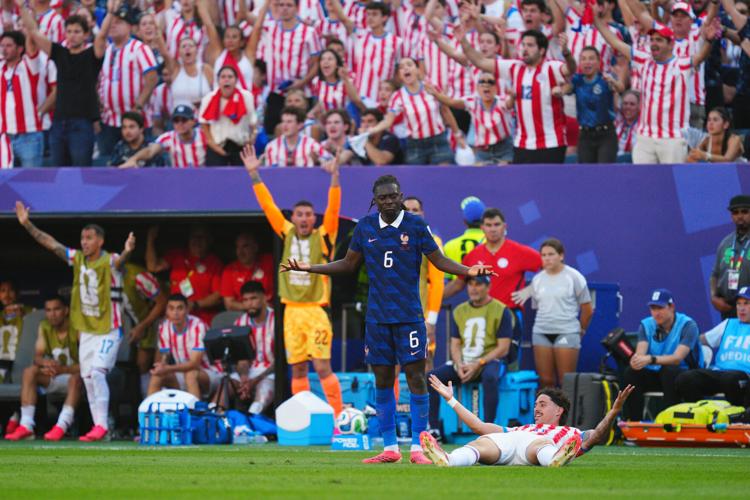 Paraguay France WCup Soccer