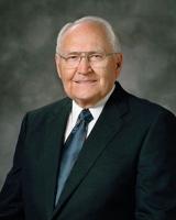 Mormon Leader Dies at 92