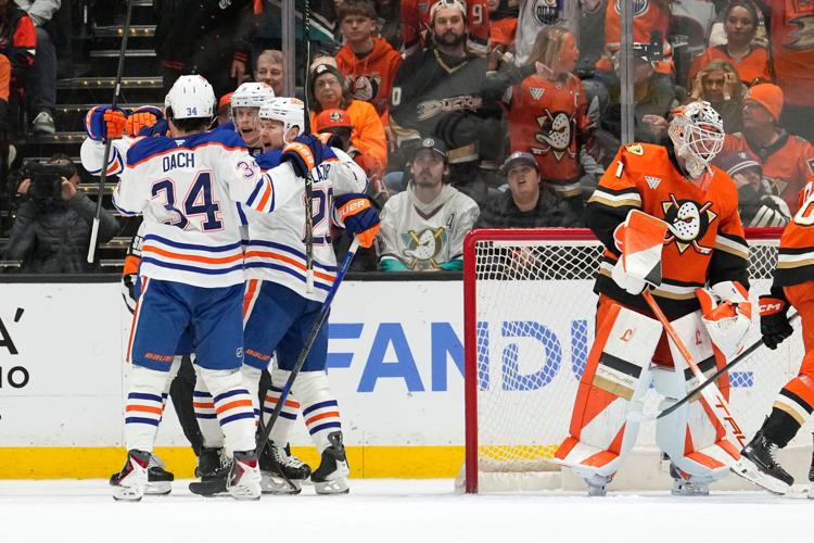 Oilers Ducks Hockey