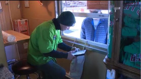 Beefy's in Midtown Opens Takeout Window, Keeps Employees Working