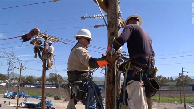 PG&E Workers
