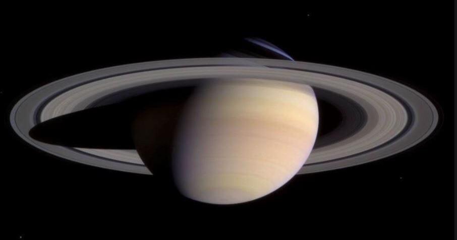 Saturn's rings disappearing illusion on November 23rd
