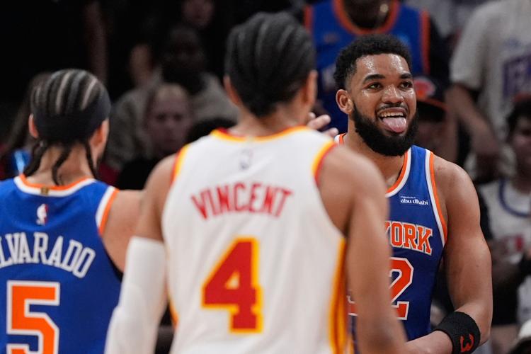 Knicks Hawks Basketball