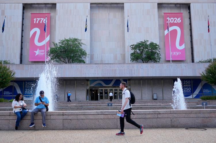 Smithsonian Bunch Retires