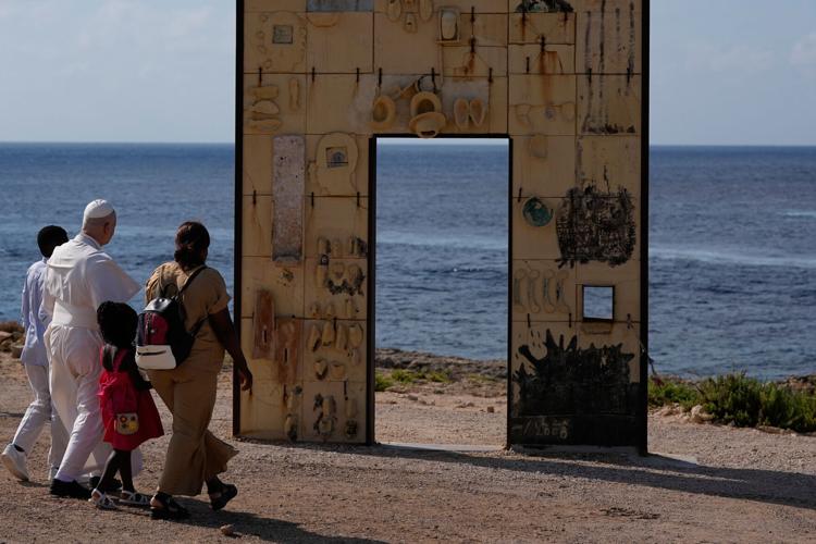 Italy Pope Lampedusa