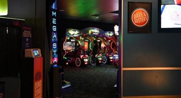 Dave & Buster's