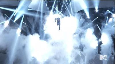 VMA Artists Call For Equality And Suicide Prevention This Year