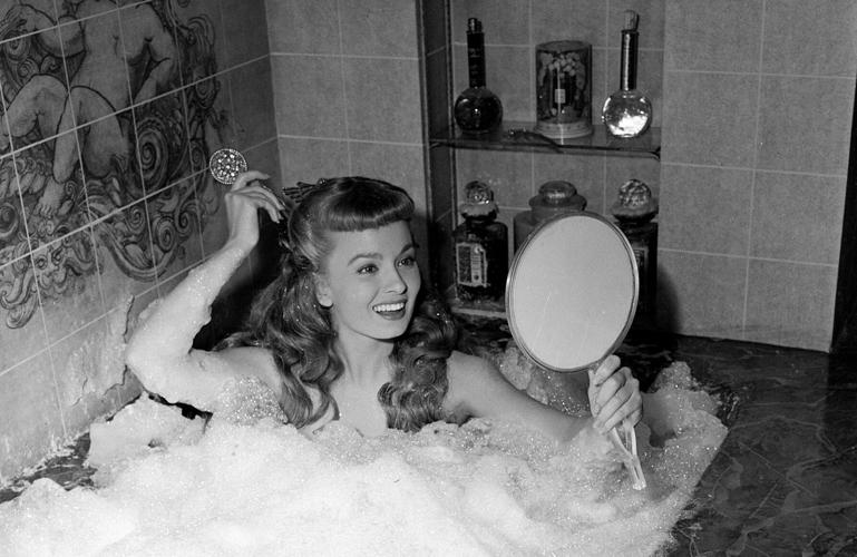 Ann Blyth Obit